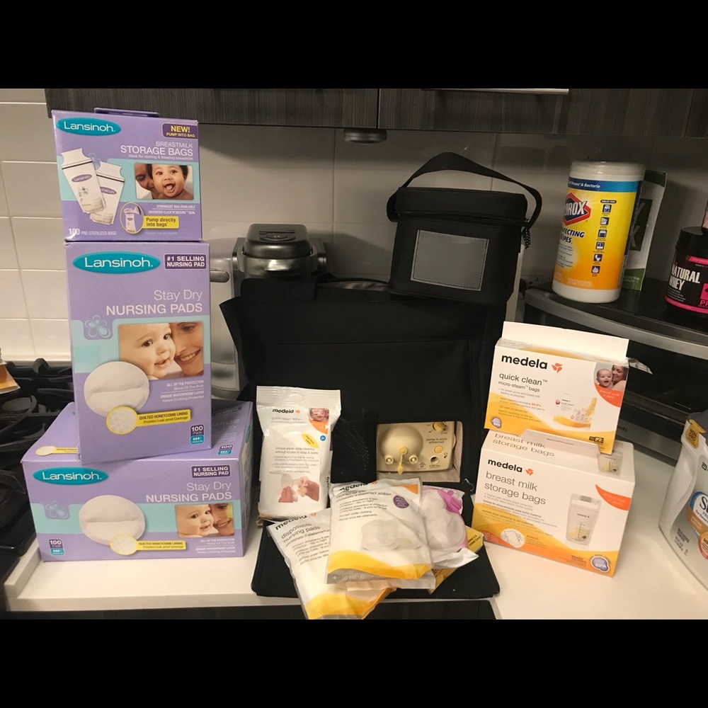 Medela pump in style and accesories